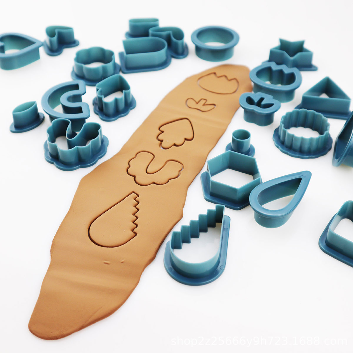 24pcs Polymer Clay Cutters Kit - Jewelry Making For Beginners ulasan dan harga